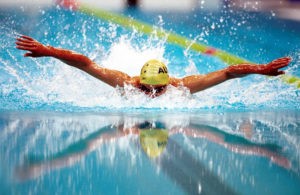 231000_-_Swimming_Daniel_Bell_reflections_action_-_3b_-_2000_Sydney_event_photo