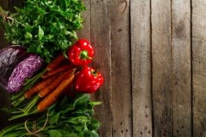 food-vegetable-colorful-background-tasty-fresh-vegetables-on-wooden-table-top-view-with-copy-space_1220-1220